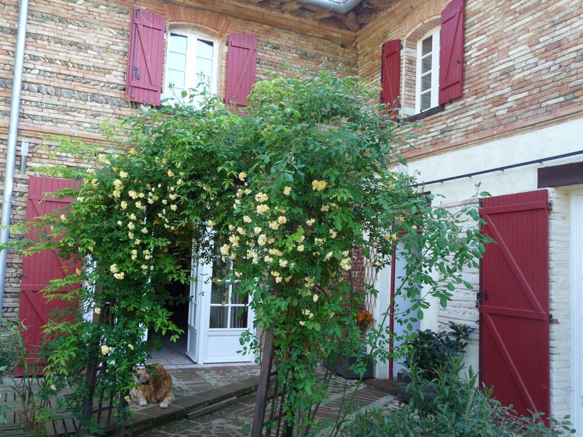 Bed and Breakfast Logis Domaine De Peyrolade Daux Exterior foto